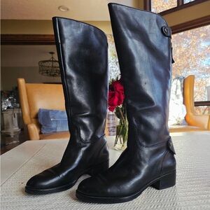 Joan & David Black Leather Heeled Boots